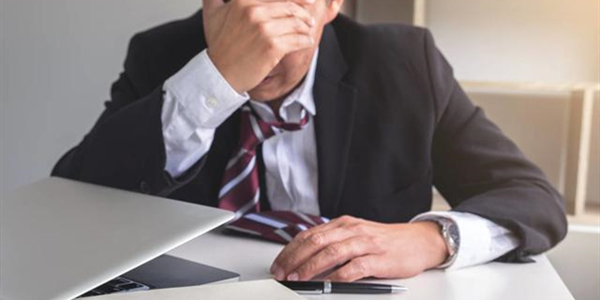 通過降薪逼員工離職合法嗎？