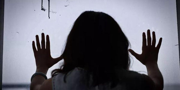 男子猥褻自己15歲的干女兒,為什么僅拘留8天?