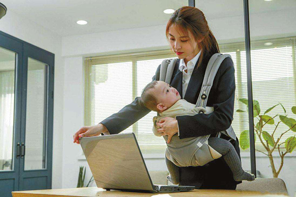 公司能否與“三期”女職工解除勞動合同?
