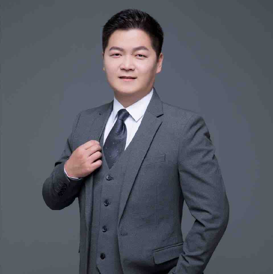 曹偉律師