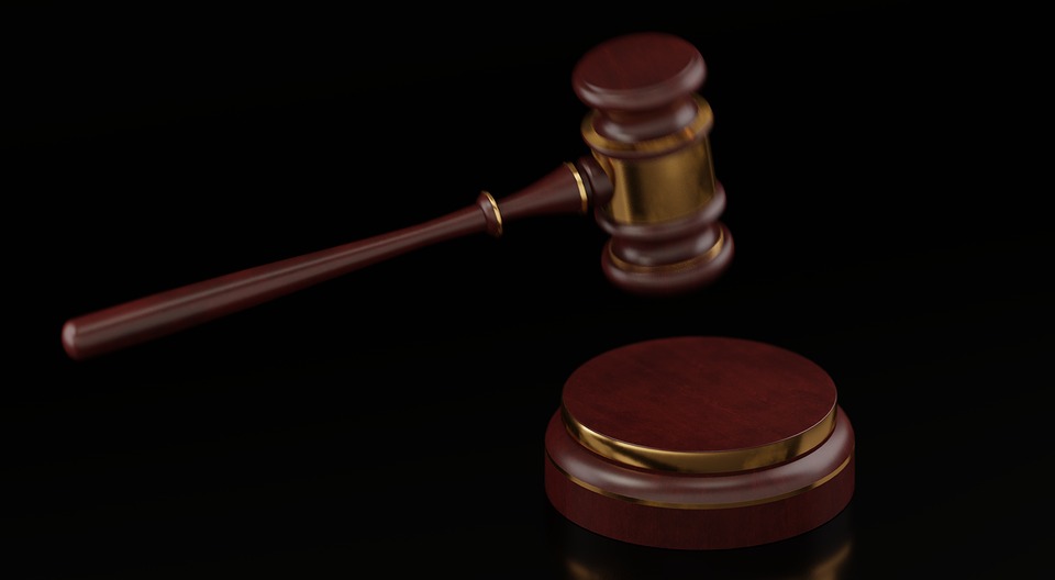 gavel-3576969_960_720.jpg