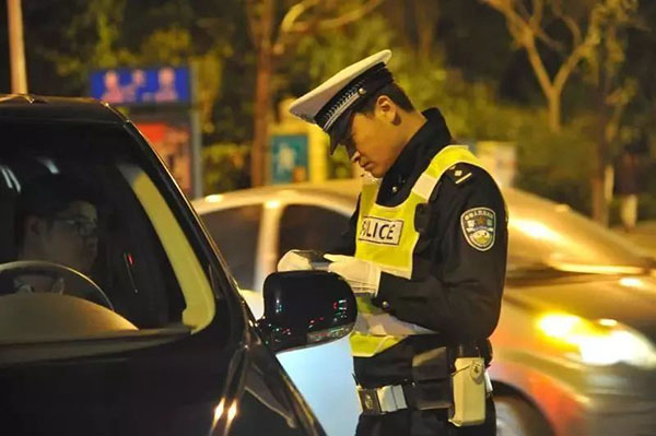 2021年酒駕新規火了！小區停車、挪車，究竟算不算酒駕呢？
