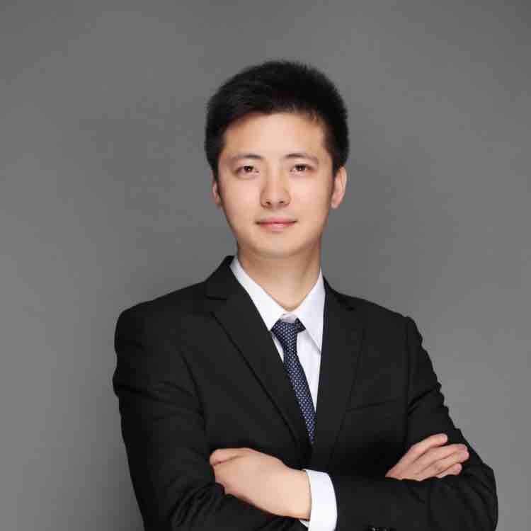 張偉律師