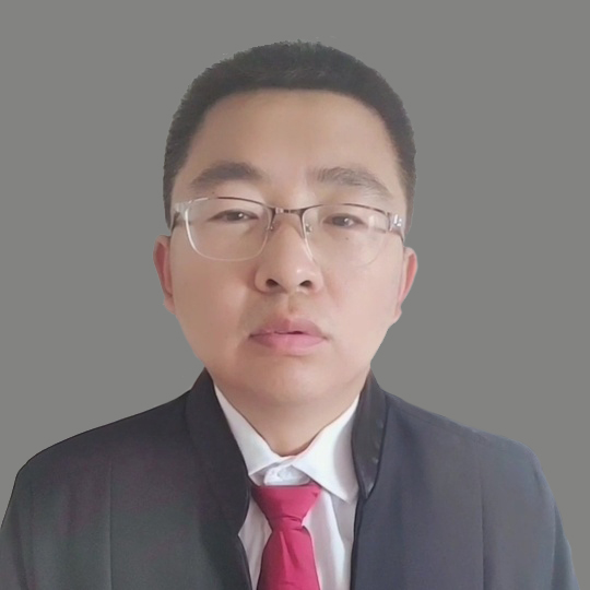 朱春偉律師