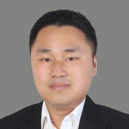 陸厚超律師